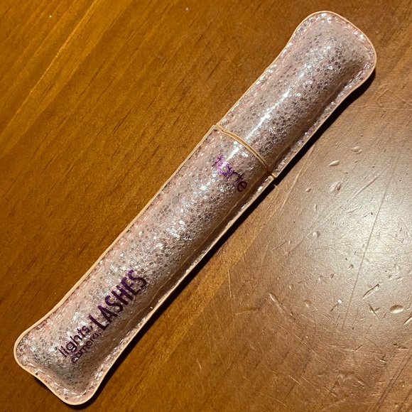 Tarte Lights, Camera, Lashes 4-in-1 Mascara - Picture 2 of 8